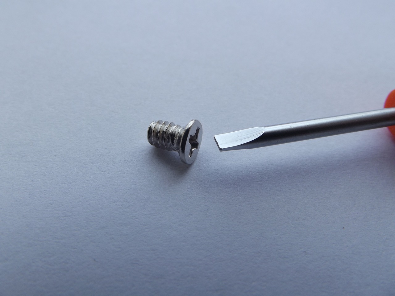 screw-106360_1280